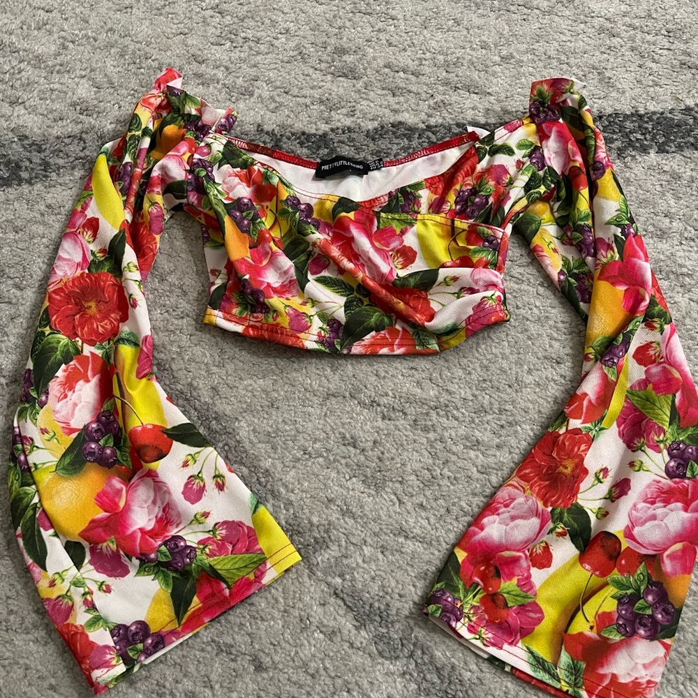 PrettyLittleThing top